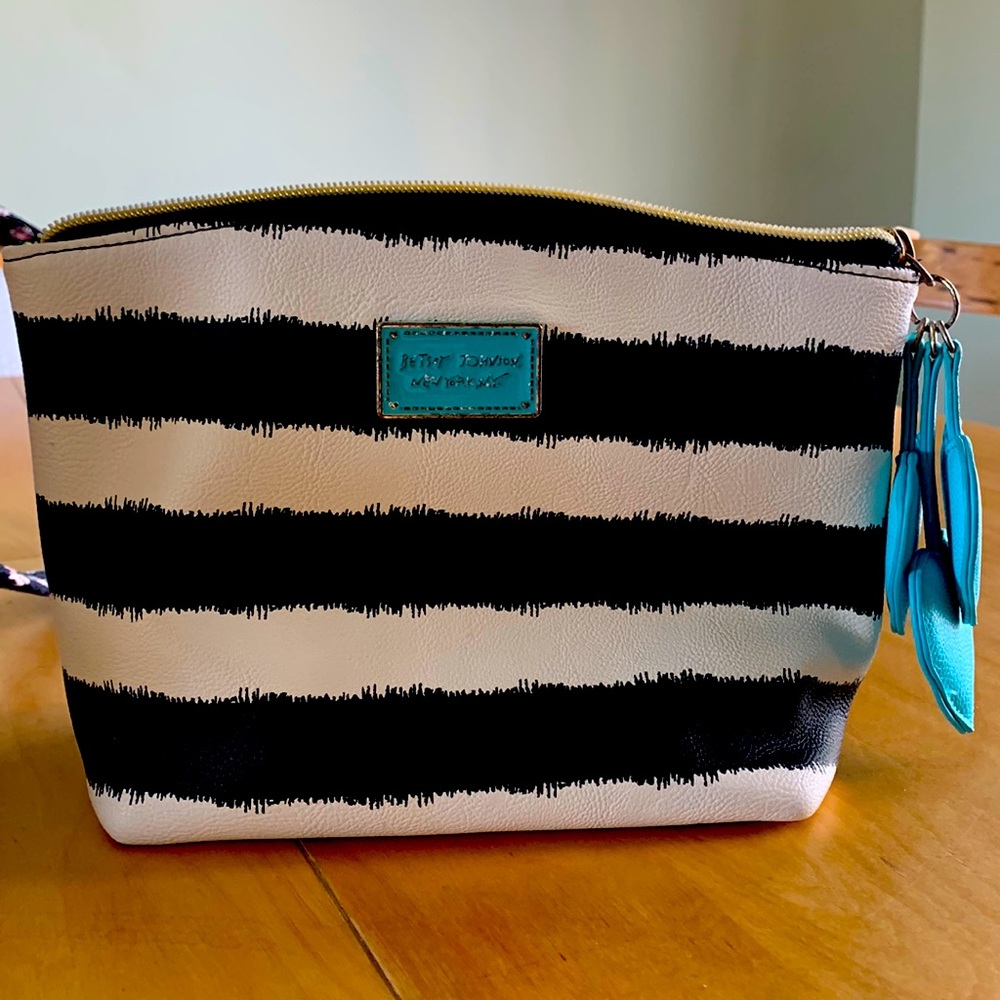 betsy johnson makeup travel bag